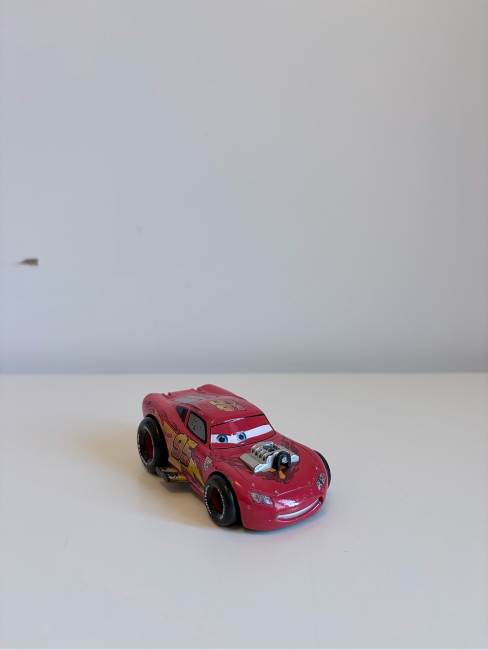 Lightning McQueen Red Hot Rod Die-Cast Toy Car READ